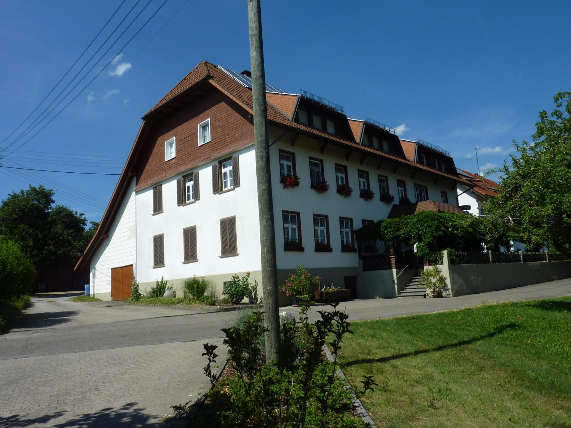 Gasthaus Zum Schwanen 于林根-比肯多夫 外观 照片